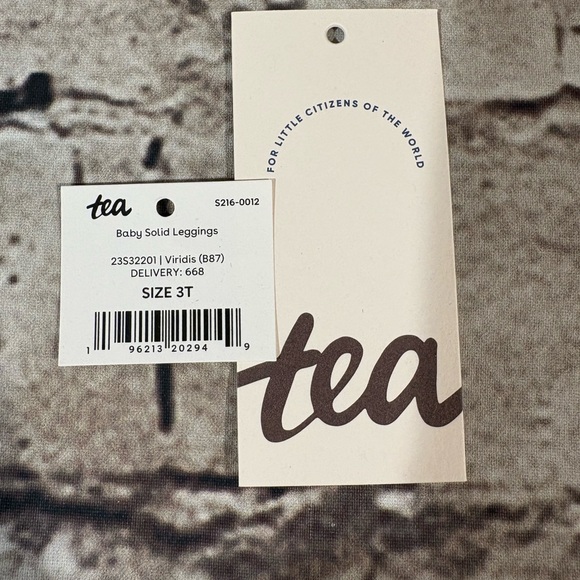 Tea Collection Toddler Leggings/capris set - Picture 7 of 14